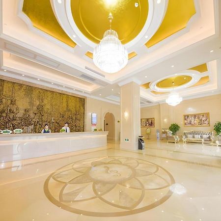 Vienna Classic Hotel Qingyuan Taihe Ancient Cave Scenic Area Екстер'єр фото