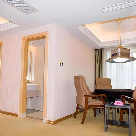 Vienna Classic Hotel Qingyuan Taihe Ancient Cave Scenic Area Екстер'єр фото