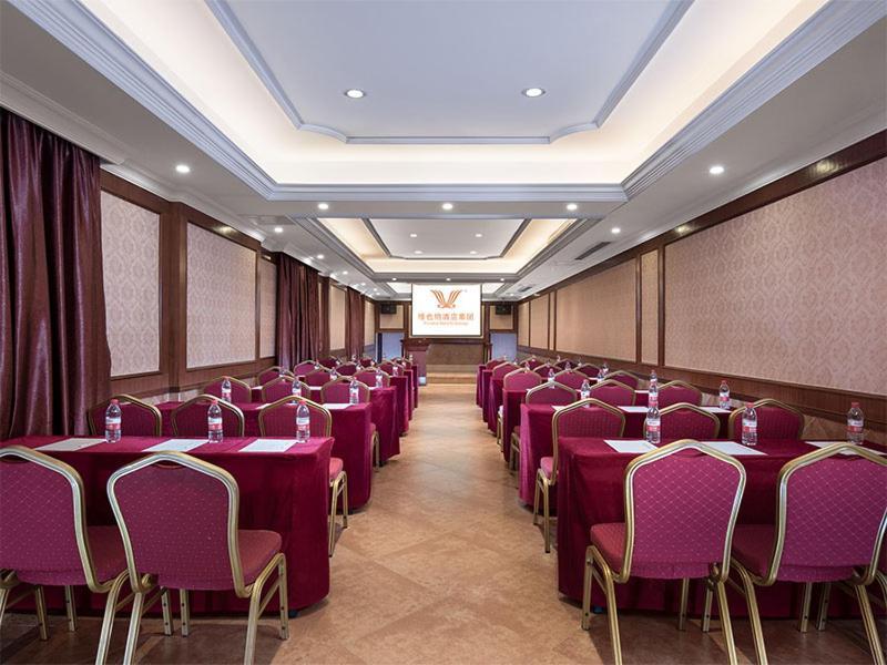 Vienna Classic Hotel Qingyuan Taihe Ancient Cave Scenic Area Екстер'єр фото