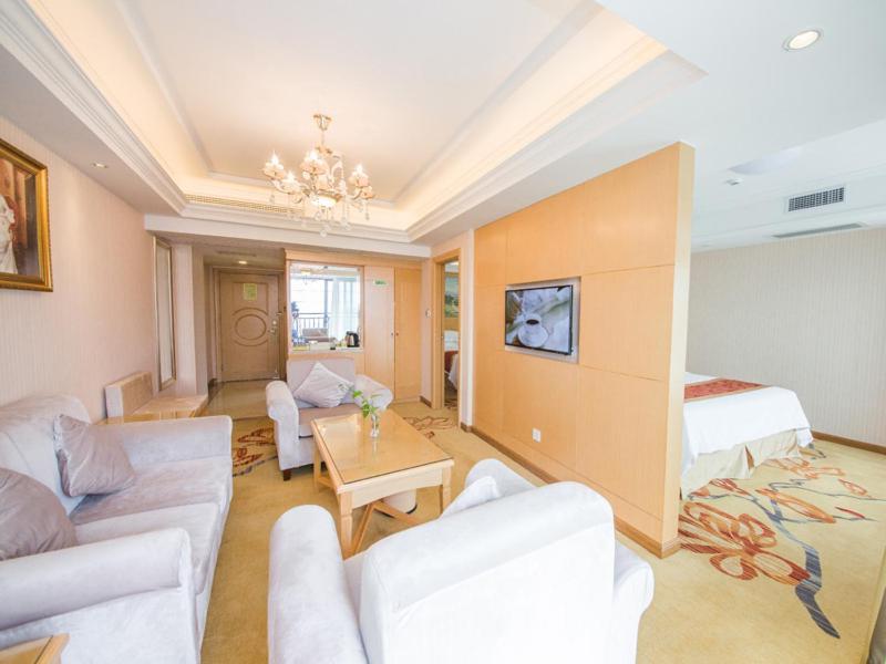 Vienna Classic Hotel Qingyuan Taihe Ancient Cave Scenic Area Екстер'єр фото