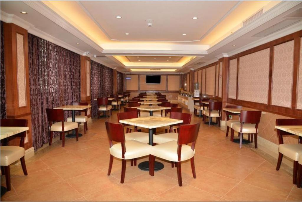 Vienna Classic Hotel Qingyuan Taihe Ancient Cave Scenic Area Екстер'єр фото