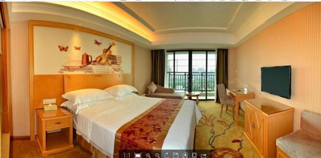 Vienna Classic Hotel Qingyuan Taihe Ancient Cave Scenic Area Екстер'єр фото