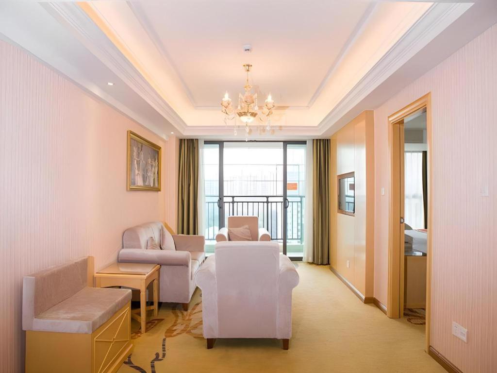 Vienna Classic Hotel Qingyuan Taihe Ancient Cave Scenic Area Екстер'єр фото