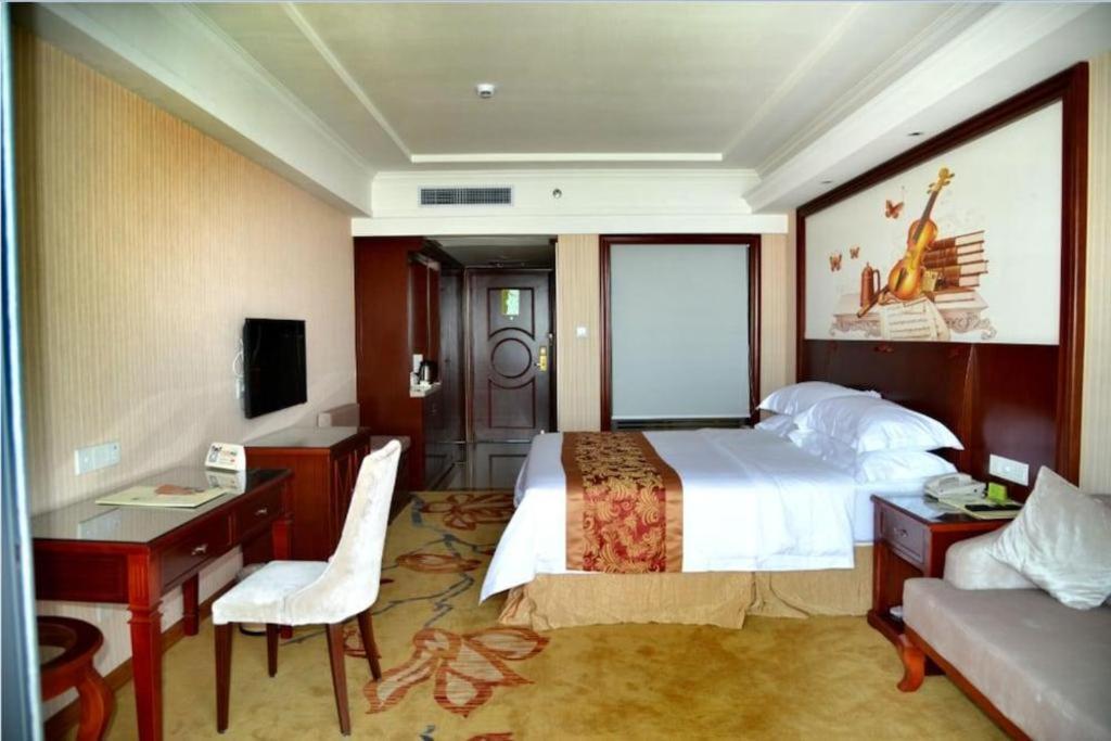 Vienna Classic Hotel Qingyuan Taihe Ancient Cave Scenic Area Екстер'єр фото