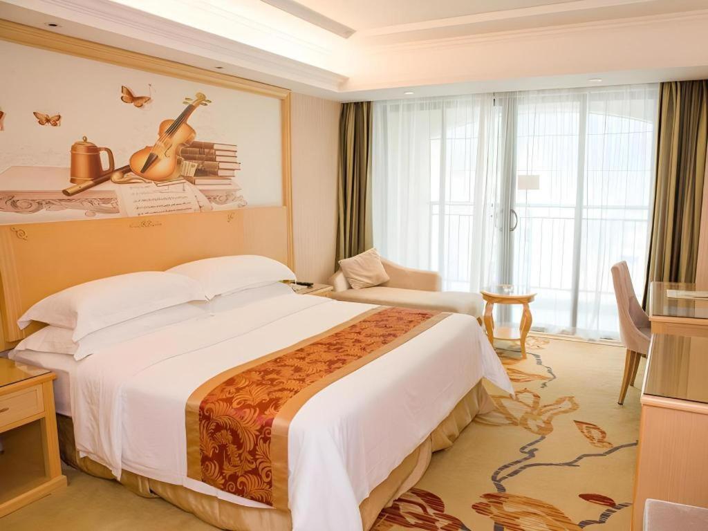 Vienna Classic Hotel Qingyuan Taihe Ancient Cave Scenic Area Екстер'єр фото